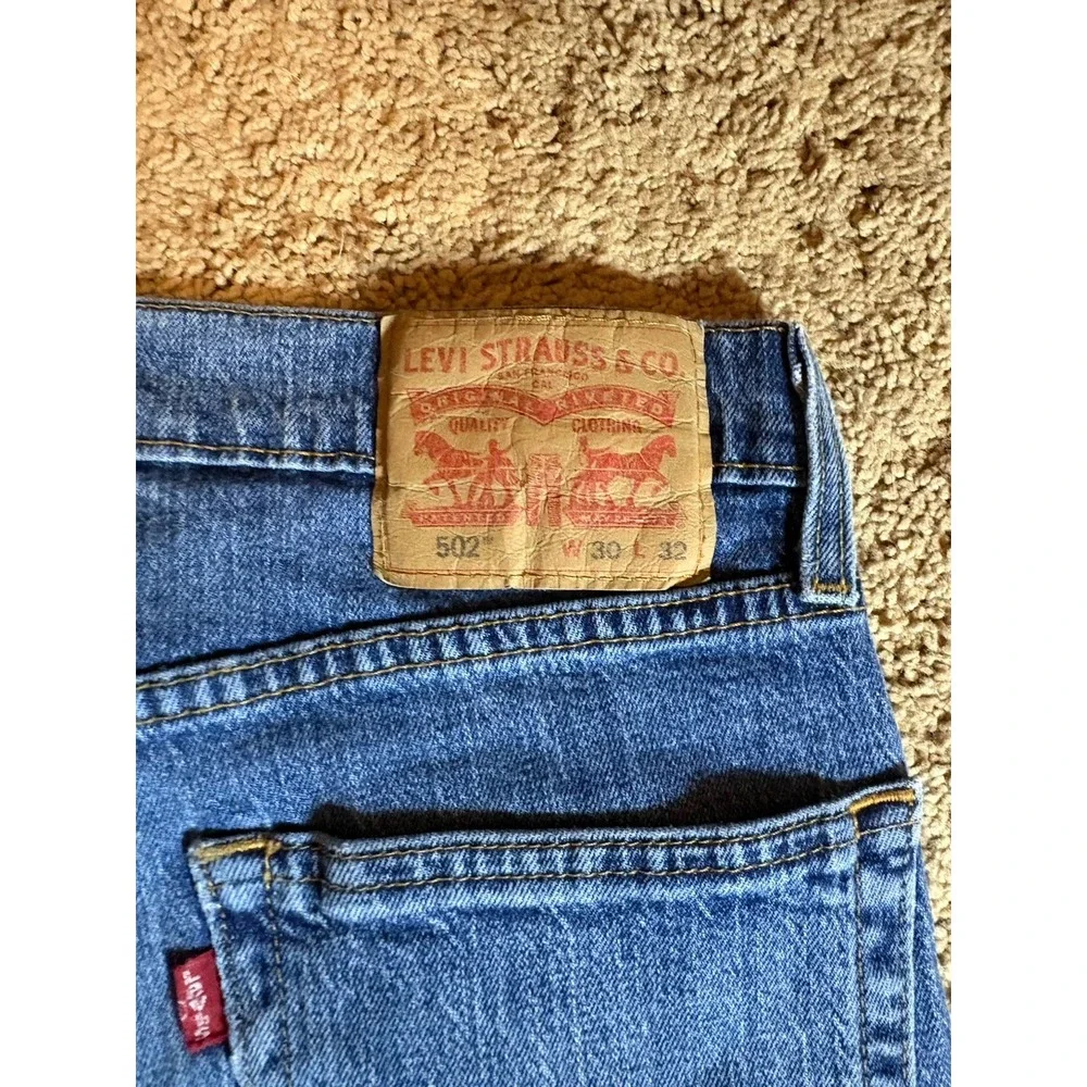 Levis 502 Jeans Men's Size W30L32 Blue Straight‎ Leg Medium Wash Comfortable